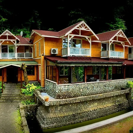 Hotel Dream Homes *